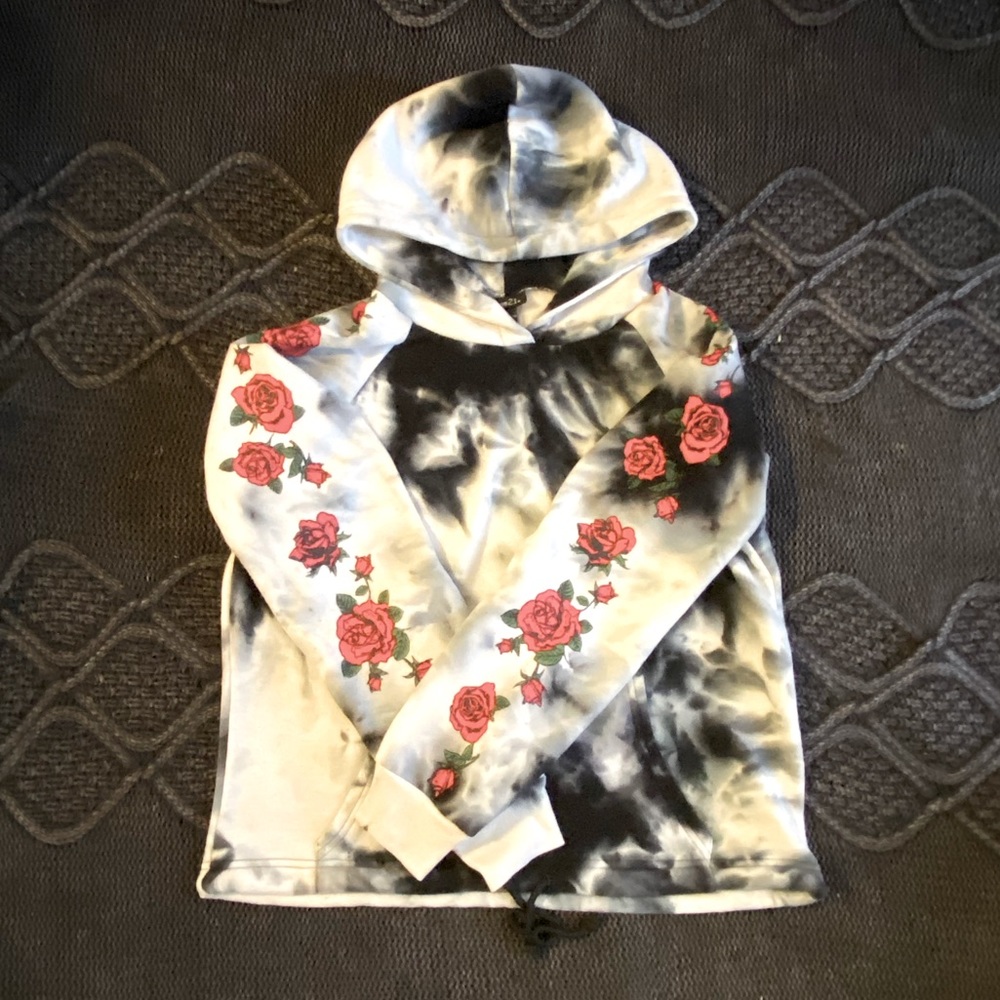 Rue 21 Sweatshirt